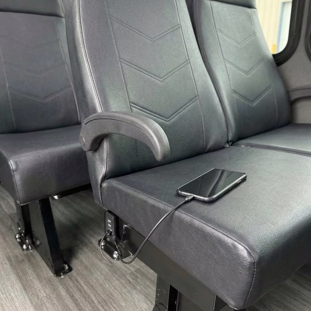 oviedo 15 passenger minibus usb charging