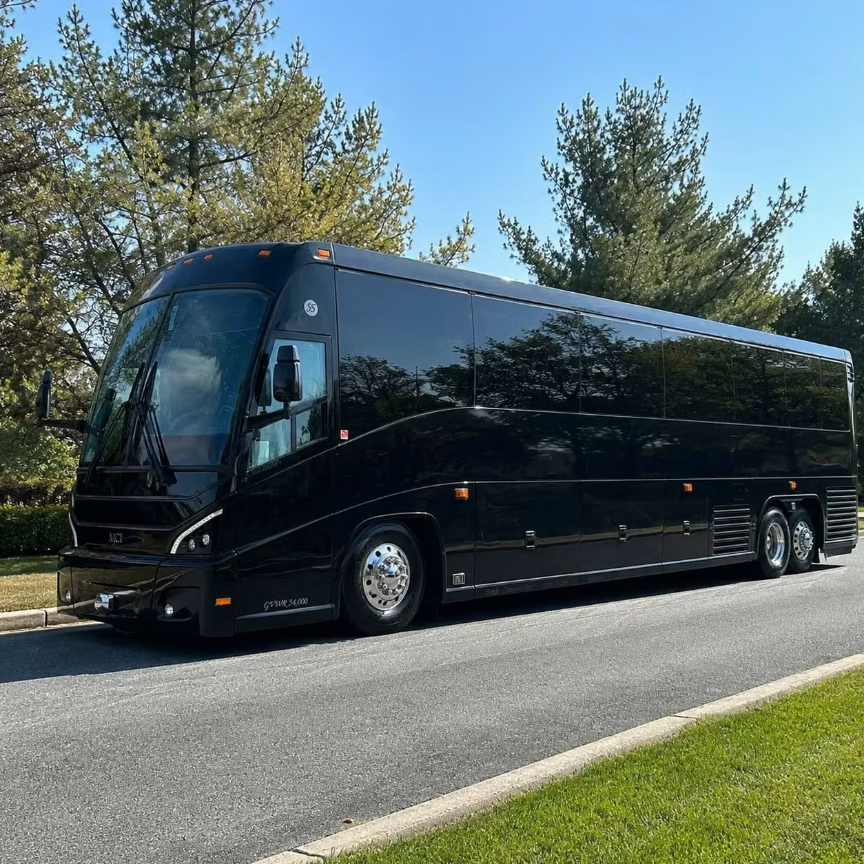 oviedo 56 passenger charter bus rental