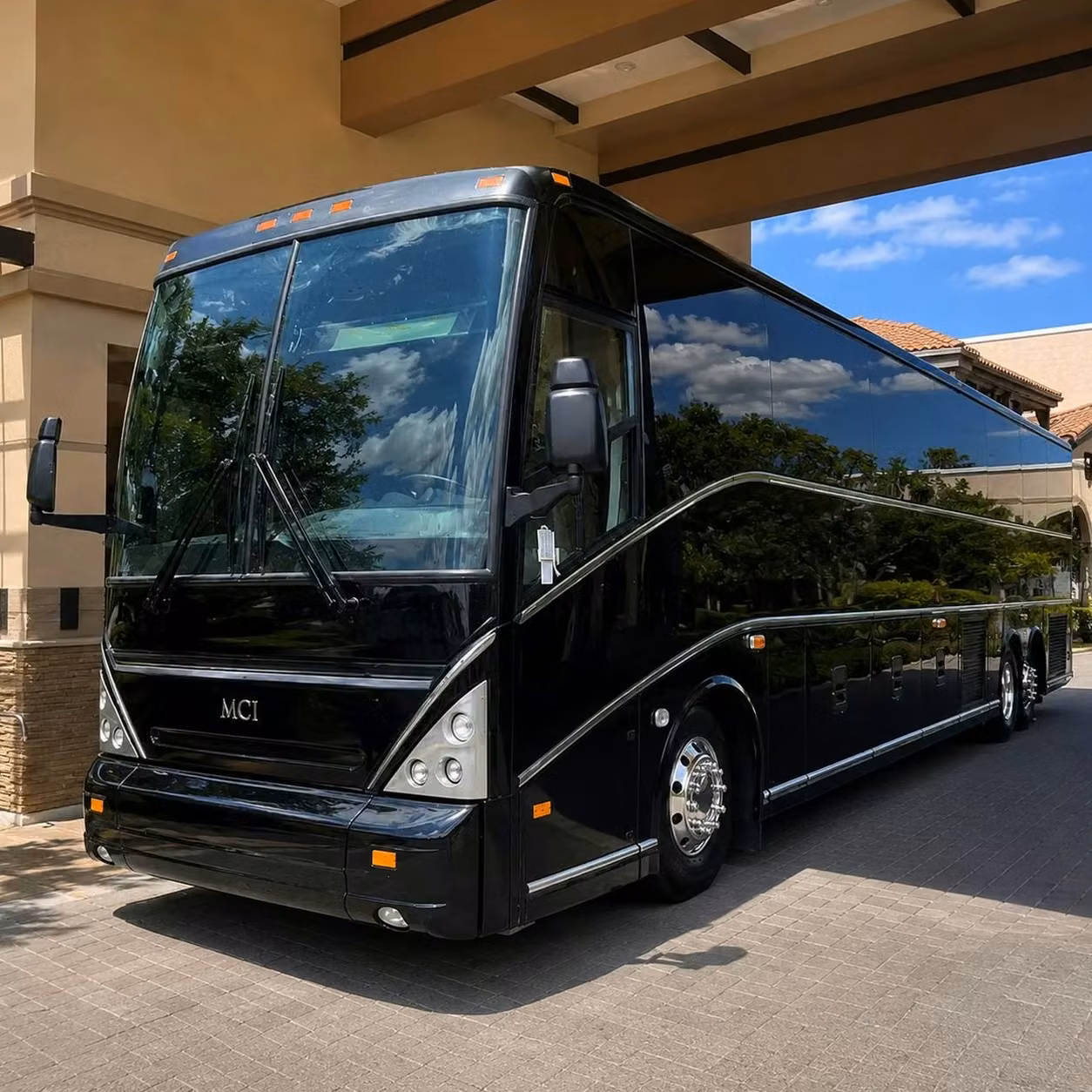 oviedo charter bus rentals for family reunions parties and more in oviedo