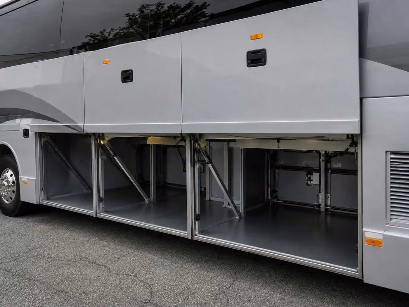 oviedo charter bus under bus storage