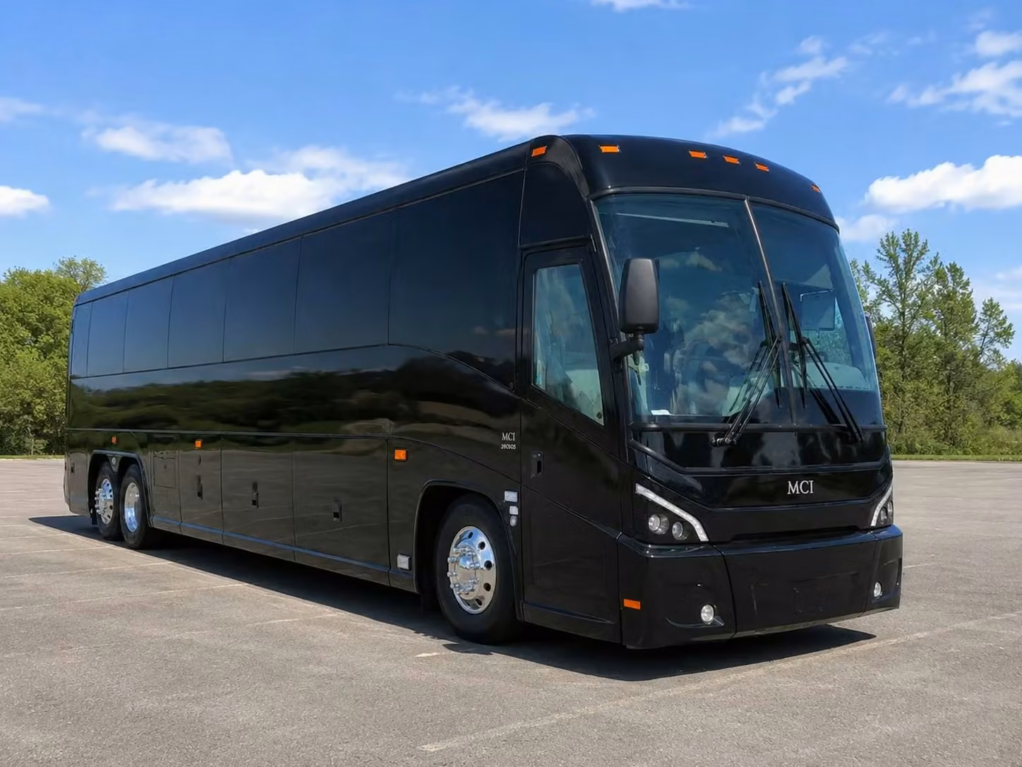 oviedo custom branded bus wraps and semester long shuttle programs in oviedo