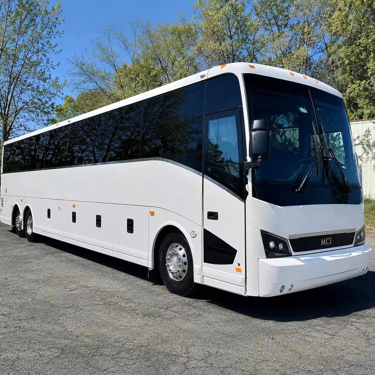oviedo custom hotel to convention shuttle bus services