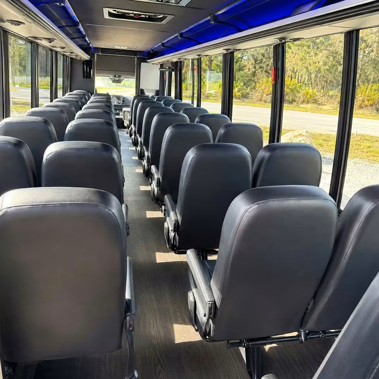 oviedo minibus interior 1