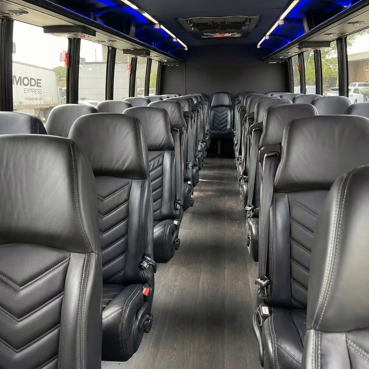 oviedo minibus interior 3
