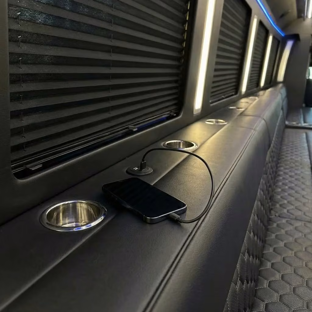 oviedo party bus usb charging