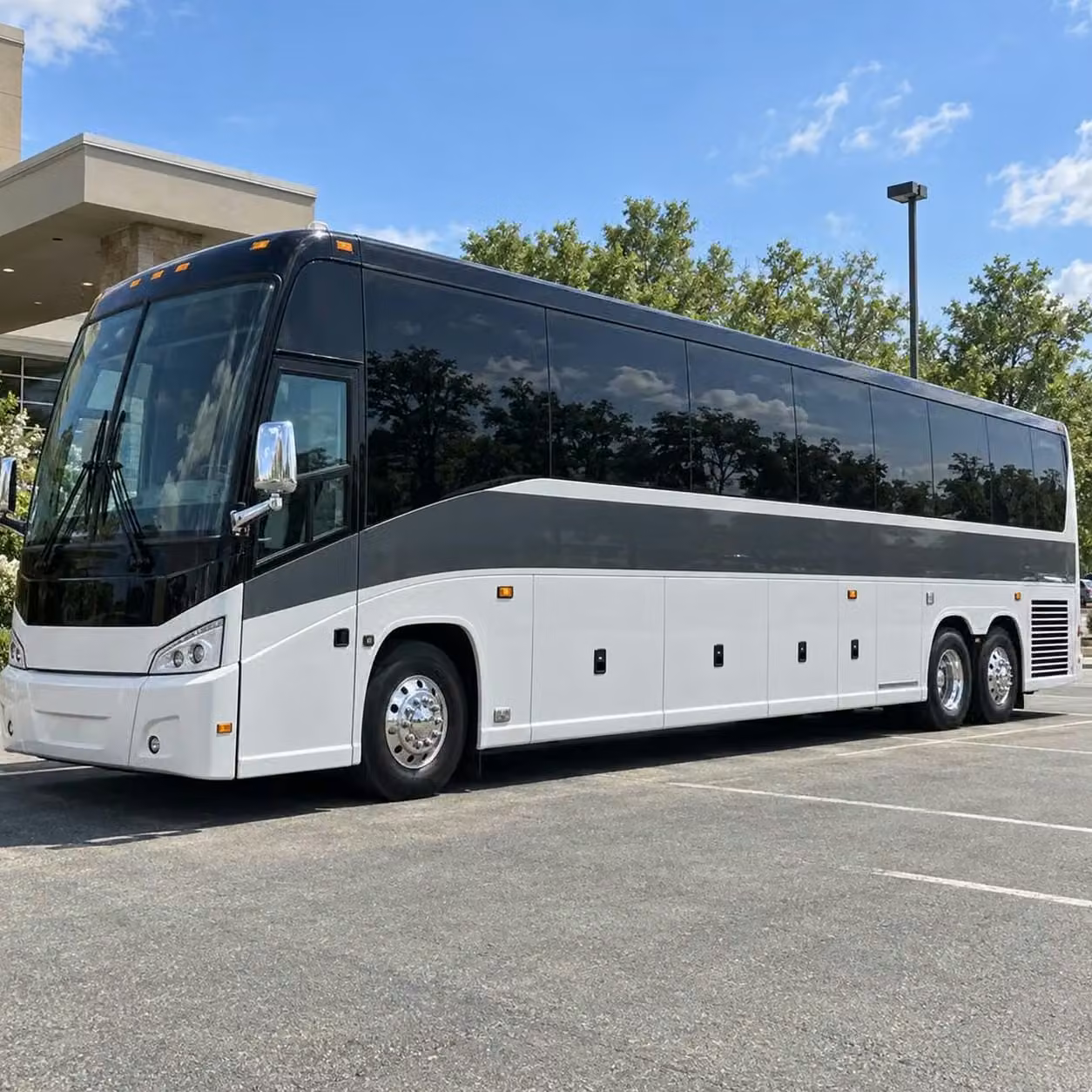 oviedo shuttle bus services to interandco stadium